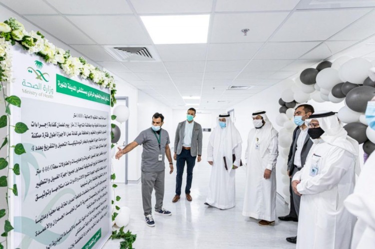 افتتاح وحدة “التعقيم المركزي” بمستشفى المدينة المنورة