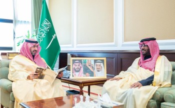 مشاريع تطويرية ودعم للمزارعين.. نائب أمير تبوك يتسلّم حصاد أعمال “البيئة” لعام 2025 مشاريع تطويرية ودعم للمزارعين.. نائب أمير تبوك يتسلّم حصاد أعمال “البيئة” لعام 2025
