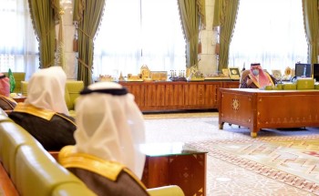 سمو أمير الرياض يستقبل مديرِي التعليم والشؤون الإسلامية والنقل بالمنطقة سمو أمير الرياض يستقبل مديرِي التعليم والشؤون الإسلامية والنقل بالمنطقة