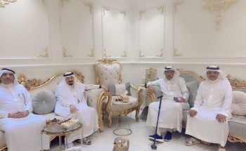 شيخ شمل فيفا الشيخ علي بن حسن الفيفي ومجموعة من الزملاء يزورن الاعلامي الاستاذ علي الجبيلي شيخ شمل فيفا الشيخ علي بن حسن الفيفي ومجموعة من الزملاء يزورن الاعلامي الاستاذ علي الجبيلي