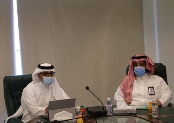 محافظ الداير يلتقي مدير عام كهرباء جازان و يناقش معه الخدمات الكهربائية في المحافظة محافظ الداير يلتقي مدير عام كهرباء جازان و يناقش معه الخدمات الكهربائية في المحافظة
