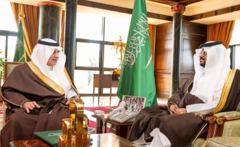 أمير تبوك يستقبل مدير فرع وزارة البيئة والمياه والزراعة بالمنطقة أمير تبوك يستقبل مدير فرع وزارة البيئة والمياه والزراعة بالمنطقة