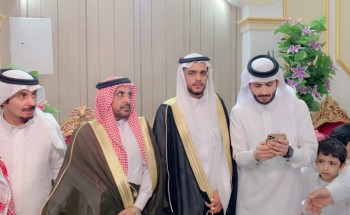 بالصور،، الشاب ” أبراهيم بن غثي “ يحتفل بزواجه على كريمة المرحوم له بأذن الله عايض بن ذياب بن شويلع وسط أجواء عائلية مختصرة