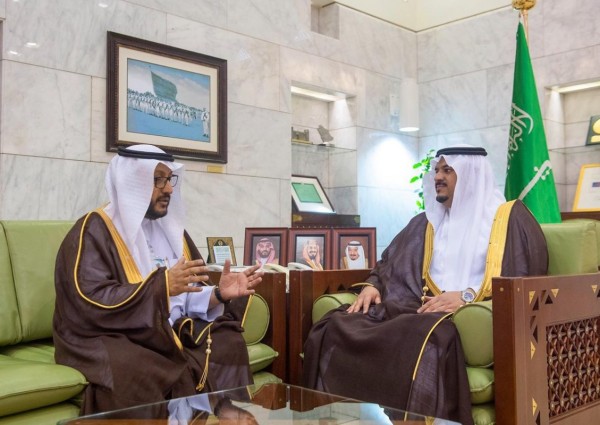 سمو أمير منطقة الرياض بالنيابة يستقبل مدير عام الشؤون الصحية بالمنطقة سمو أمير منطقة الرياض بالنيابة يستقبل مدير عام الشؤون الصحية بالمنطقة