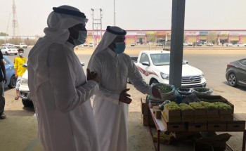 رئيس بلدية أبوعريش يقوم بجولات ميدانية على مسلخ المحافظة استعدادا لعيد الأضحى المبارك رئيس بلدية أبوعريش يقوم بجولات ميدانية على مسلخ المحافظة استعدادا لعيد الأضحى المبارك