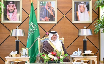 سمو أمير تبوك يتابع الحالة المطرية على المنطقة ويلتقي أعضاء لجنة الدفاع المدني الرئيسية سمو أمير تبوك يتابع الحالة المطرية على المنطقة ويلتقي أعضاء لجنة الدفاع المدني الرئيسية