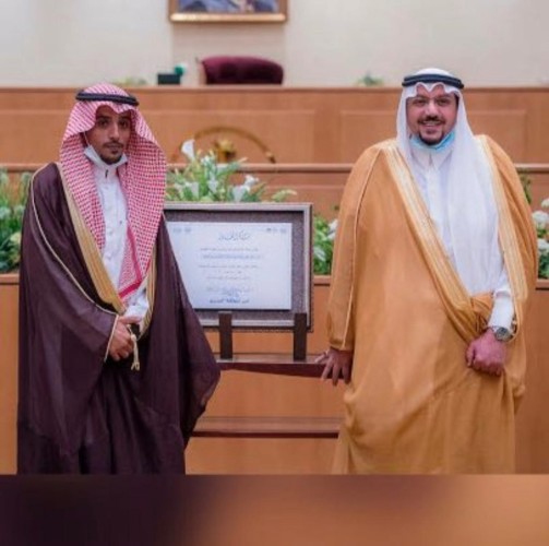 صالح المحيسني ضيفاً عزيزاً على صفحات صحيفة الشمال في تقرير مفصل عن أسرار نجاحة وتميزة