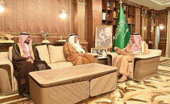 أمير المنطقة الشرقية يطلق حزمة من المشاريع البلدية لأمانة الأحساء ويبارك توقيع اتفاقيات تعاون