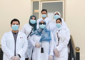 مستشفى الملك فهد بجدة يطلق حملة تطعيم الانفلونزا الموسمية لمرضى الرعاية المنزلية مستشفى الملك فهد بجدة يطلق حملة تطعيم الانفلونزا الموسمية لمرضى الرعاية المنزلية