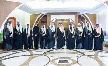 أمير الشرقية يستقبل أعضاء جمعية روضة إكرام أمير الشرقية يستقبل أعضاء جمعية روضة إكرام