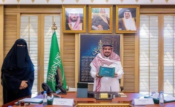 أمير القصيم يعلن عن بدء الترشّح لجائزة شقائق الرجال في دورتها الثالث أمير القصيم يعلن عن بدء الترشّح لجائزة شقائق الرجال في دورتها الثالث