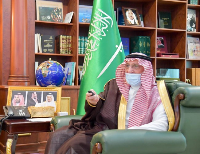 سمو أمير منطقة جازان يدشّن التمرين التعبوي لفرضية مكافحة التلوّث البحري ..