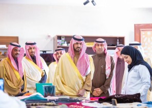 نائب أمير الشرقية يطلع على مشروع الرامس بوسط العوامية نائب أمير الشرقية يطلع على مشروع الرامس بوسط العوامية