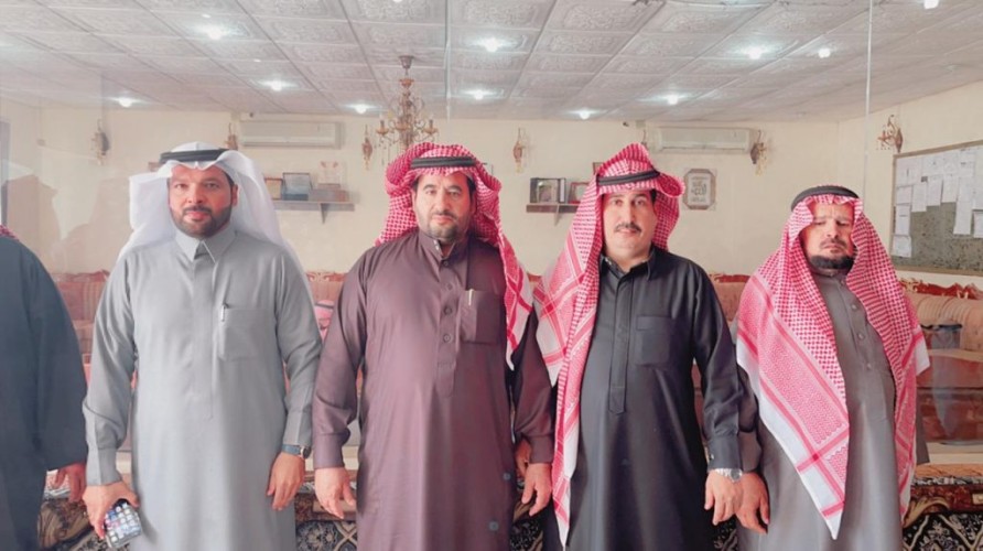 رجل الاعمال غلاب بن غايب بن سعدون يستقبل عدد من رجال الاعمال  والوجهاء ومنسوبي صحيفة الشمال في ديوانه بحائل