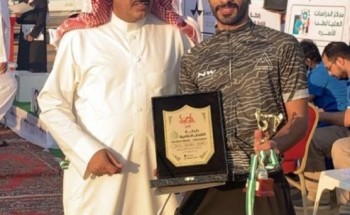 رابطة الشمال الإعلامية تقدم شهادة شكر للشاعر “فوزي بن مربح الرشيدي” رابطة الشمال الإعلامية تقدم شهادة شكر للشاعر “فوزي بن مربح الرشيدي”