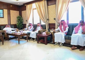 محافظ حقل يطلع على الجوانب المستقبلية للقطاع الصحي بالمحافظة محافظ حقل يطلع على الجوانب المستقبلية للقطاع الصحي بالمحافظة