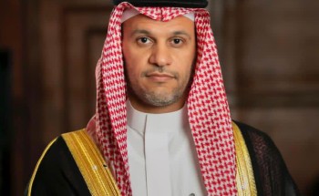 رئيس الهلال الأحمر السعودي يشيد بجهود العاملين في المجال الإنساني في تخفيف المعاناة عن الشعوب رئيس الهلال الأحمر السعودي يشيد بجهود العاملين في المجال الإنساني في تخفيف المعاناة عن الشعوب