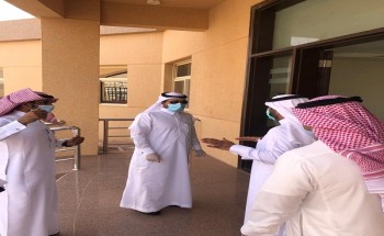 معالي نائب وزير البيئة يزور محجر مطار الملك خالد الدولي ويشيد بجهود العاملين فيه معالي نائب وزير البيئة يزور محجر مطار الملك خالد الدولي ويشيد بجهود العاملين فيه