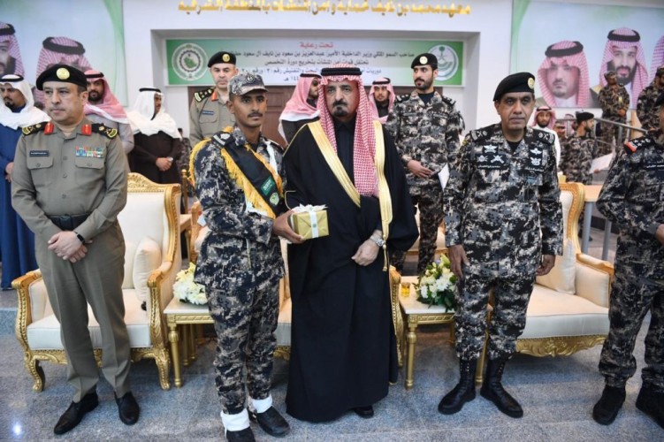 قوات أمن المنشآت تحتفل بتخريج عدد من الدورات التخصصية بمعهد “محمد بن نايف” بالشرقية