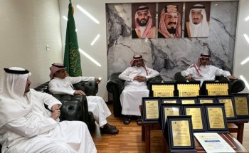 مدير تعليم الطائف يكرم رؤساء اللجان العاملة في مشروع تحدي القراءة العربي