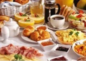 استشاري يحذر من تناول وجبة العشاء متأخرًا .. ويكشف عن السبب! استشاري يحذر من تناول وجبة العشاء متأخرًا .. ويكشف عن السبب!
