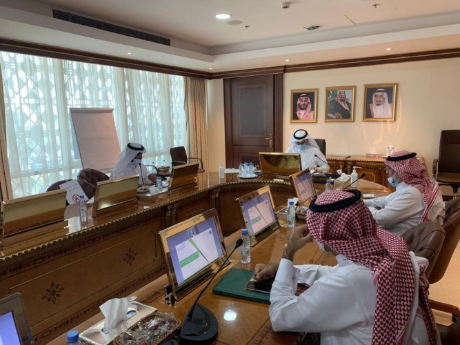 “الفضلي” يرأس الاجتماع الثامن لمجلس إدارة البرنامج الوطني لتطوير قطاع الثروة السمكية