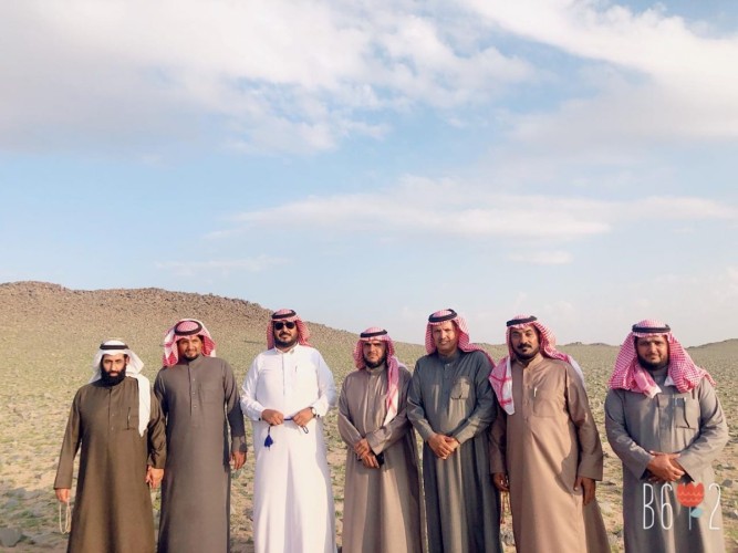 ربيع جبال العلم  وأجوائه المعتدلة تجذب الشباب لرحلات البر