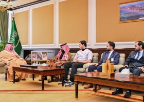 نائب أمير تبوك يستقبل الفائز بالميدالية الذهبية بمعرض MTE للابتكارات والاختراعات التقنية نائب أمير تبوك يستقبل الفائز بالميدالية الذهبية بمعرض MTE للابتكارات والاختراعات التقنية