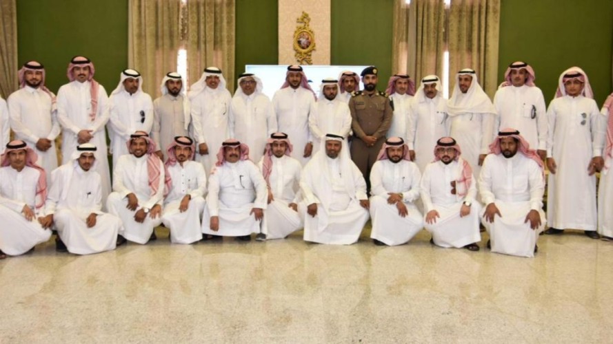 بالصور..« بلدي عسفان » يكرم رئيس وموظفي البلدية ويثمن جهود البقية