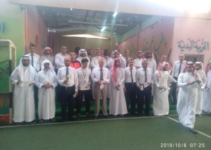 مدير مكتب التعليم الأهلي بمكة في زيارة لمدارس ابن الصلاح الأبتدائية مدير مكتب التعليم الأهلي بمكة في زيارة لمدارس ابن الصلاح الأبتدائية