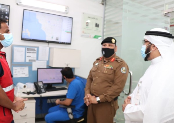 قائد القوات الخاصة لأمن الطرق  يكرم مدير عام فرع هيئة الهلال الأحمر السعودي بمنطقةجازان