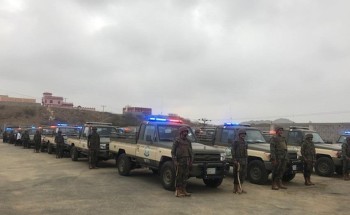 بالفيديو .. ضبط قوة الأفواج الأمنية بجازان 40 كلجم من مادة الحشيش المخدر في تجويف داخل مركبة