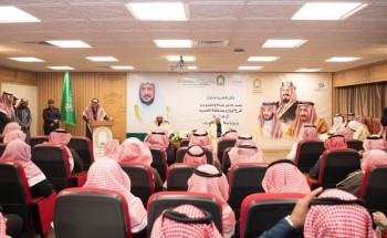 وزير الشؤون الإسلامية يتفقد فرع الوزارة بمنطقة القصيم ودشن عدد من مشاريع الصيانة والبرامج الدعوية وزير الشؤون الإسلامية يتفقد فرع الوزارة بمنطقة القصيم ودشن عدد من مشاريع الصيانة والبرامج الدعوية
