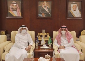 معالي رئيس جامعة حائل يلتقي وفدَ الهيئة السعودية للتخصصات الصحية معالي رئيس جامعة حائل يلتقي وفدَ الهيئة السعودية للتخصصات الصحية
