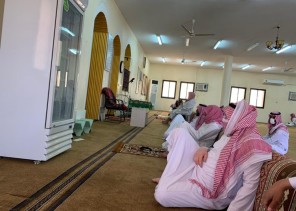 شاهد بالصور .. أول صلاة جمعة في جامع مركز بدع بن خلف