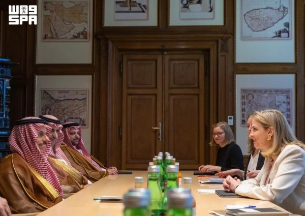 وزير الخارجية يلتقي نظيرته النمساوية في فيينا ويستعرضان العلاقات الثنائية وزير الخارجية يلتقي نظيرته النمساوية في فيينا ويستعرضان العلاقات الثنائية