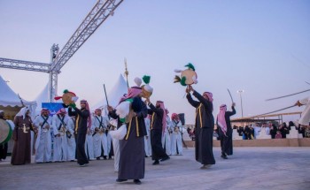 عروض الصقور السعودية تتواصل لليوم الثاني علي التوالي حضور لافت في اليوم الافتتاحي لمهرجان الغضا الثامن عشر