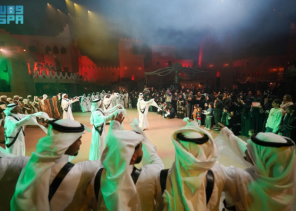 أكثر من 100 يوم من الفعاليات النوعية.. موسم الدرعية 24/25 يُسدل الستار على أنشطته وبرامجه أكثر من 100 يوم من الفعاليات النوعية.. موسم الدرعية 24/25 يُسدل الستار على أنشطته وبرامجه