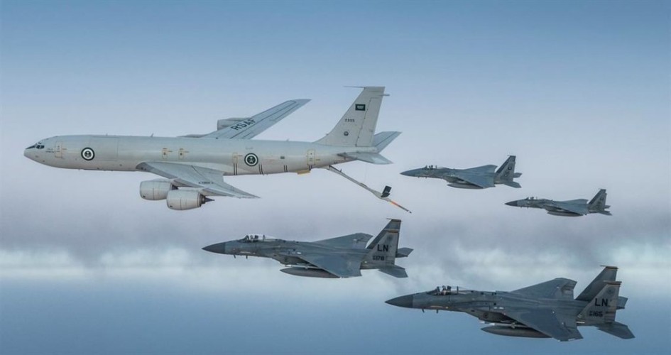 مقاتلات F- 15C سعودية وأمريكية تحلق في الخليج.. و”الدفاع” توضح أهداف المهمة