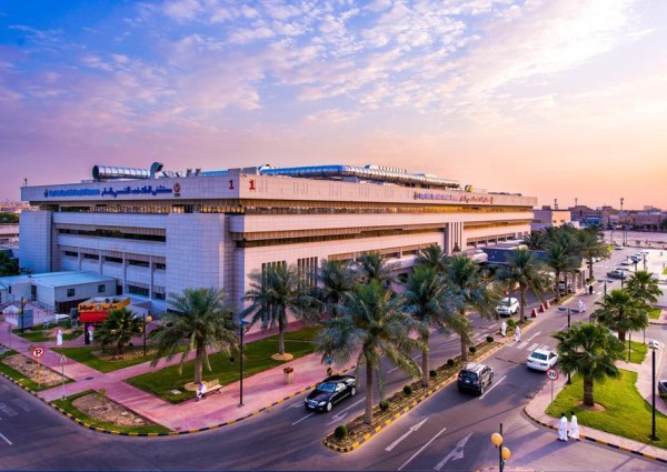 انطلاق مؤتمر جراحة الثدي والغدد في تخصصي الدمام بمشاركة ٤٠٠ طبيب من جميع التخصصات انطلاق مؤتمر جراحة الثدي والغدد في تخصصي الدمام بمشاركة ٤٠٠ طبيب من جميع التخصصات