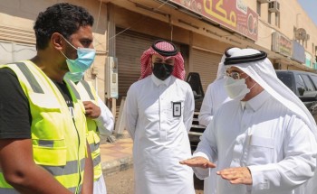 أمين الجوف يطلع على سير أعمال معالجة التشوه البصري ببلدية القريات ويشدد على مضاعفة الجهود أمين الجوف يطلع على سير أعمال معالجة التشوه البصري ببلدية القريات ويشدد على مضاعفة الجهود