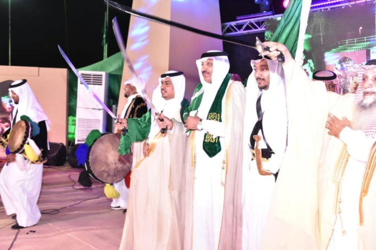 “محافظ صامطة” يرعى حفل أهالي المحافظة باليوم الوطني الـ89