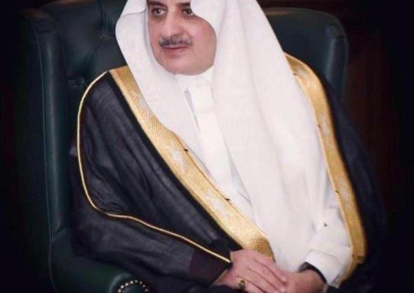 أمير تبوك يواسي شيخ قبيلة العميرات في وفاة شقيقه أمير تبوك يواسي شيخ قبيلة العميرات في وفاة شقيقه