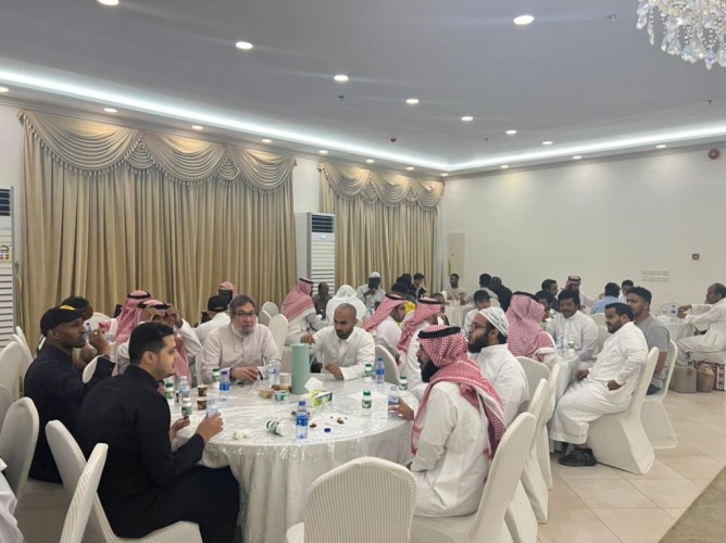 جمعية مساند لتمكين ذوي الظروف الخاصة بمكة تقيم افطار جماعي لأبنائها