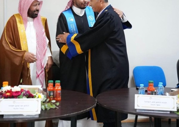 محسن بن عزيز بن شويلع يحصل على درجة الماجستير في إدارة الاستراتيجية من جامعة عمان العربية محسن بن عزيز بن شويلع يحصل على درجة الماجستير في إدارة الاستراتيجية من جامعة عمان العربية