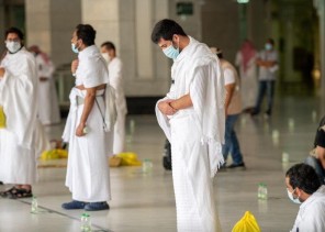 الحج والعمرة تدعو لمن صدرت لهم تصاريح الحج ضرورة مراجعة أقرب مركز لقاح كورونا .. وتكشف السبب!