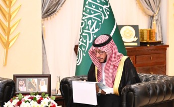 محافظ الطائف يلتقي مدير عام الادارة العامة للجمعيات التعاونية بوزارة الموارد البشرية محافظ الطائف يلتقي مدير عام الادارة العامة للجمعيات التعاونية بوزارة الموارد البشرية