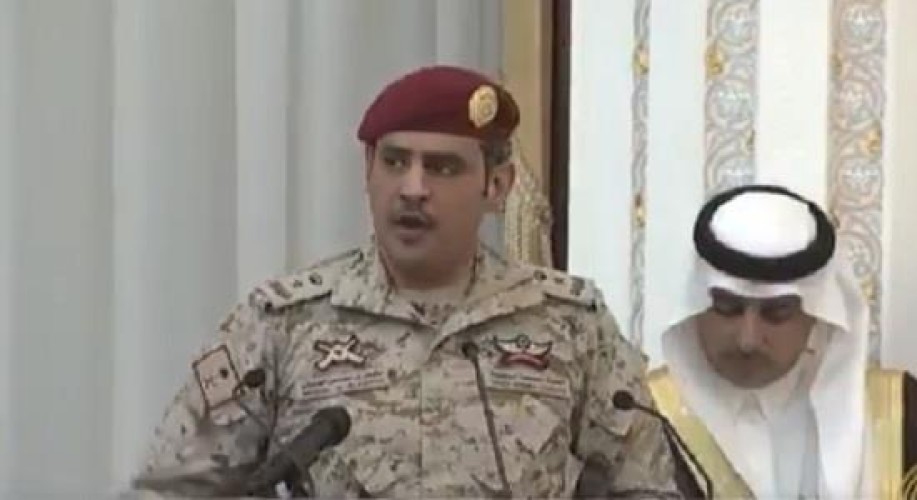 بالفيديو.. “الحارثي” في قصيدة حماسية أمام خادم الحرمين: يا بلادي فوق هام العز هام.. واصلي والشعب معك مواصلين