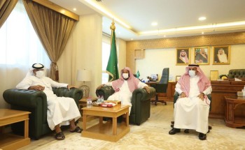 المدير العام لفرع الشؤون الإسلامية بالقصيم يستقبل رئيس مركز العناية بالمساجد بمكتبه المدير العام لفرع الشؤون الإسلامية بالقصيم يستقبل رئيس مركز العناية بالمساجد بمكتبه
