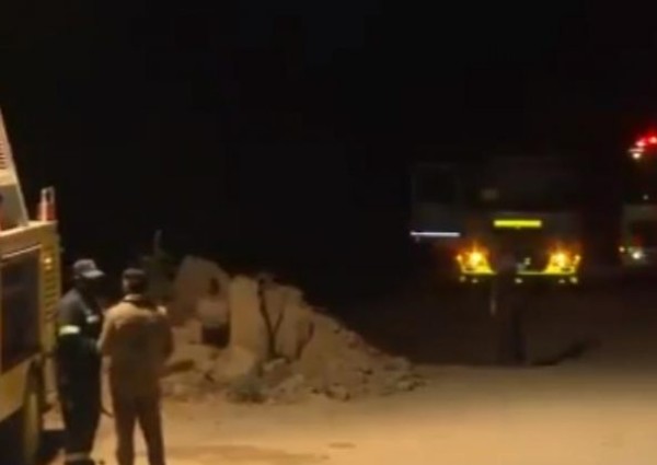 شيوخ القبائل ورجال الأعمال بالقرى المجاورة لــ”تنومة ” يفتحون منازلهم لاستقبال الأهالي في حال استدعى الأمر إخلاء منازلهم – فيديو شيوخ القبائل ورجال الأعمال بالقرى المجاورة لــ”تنومة ” يفتحون منازلهم لاستقبال الأهالي في حال استدعى الأمر إخلاء منازلهم – فيديو